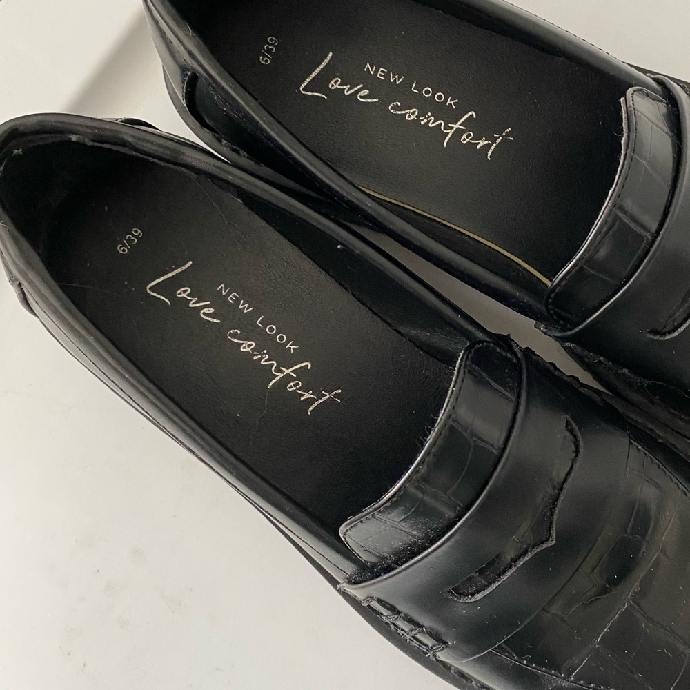 Womens Loafers - Picture 3 of 4